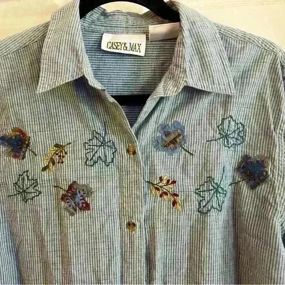 Vintage Casey And Max Button Down Shirt Women’s Medium Embroidered Fall Leaves - Picture 7 of 7
